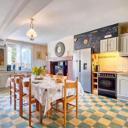 Villa Charmante A Bosset Avec Piscine Partagee 外观 照片